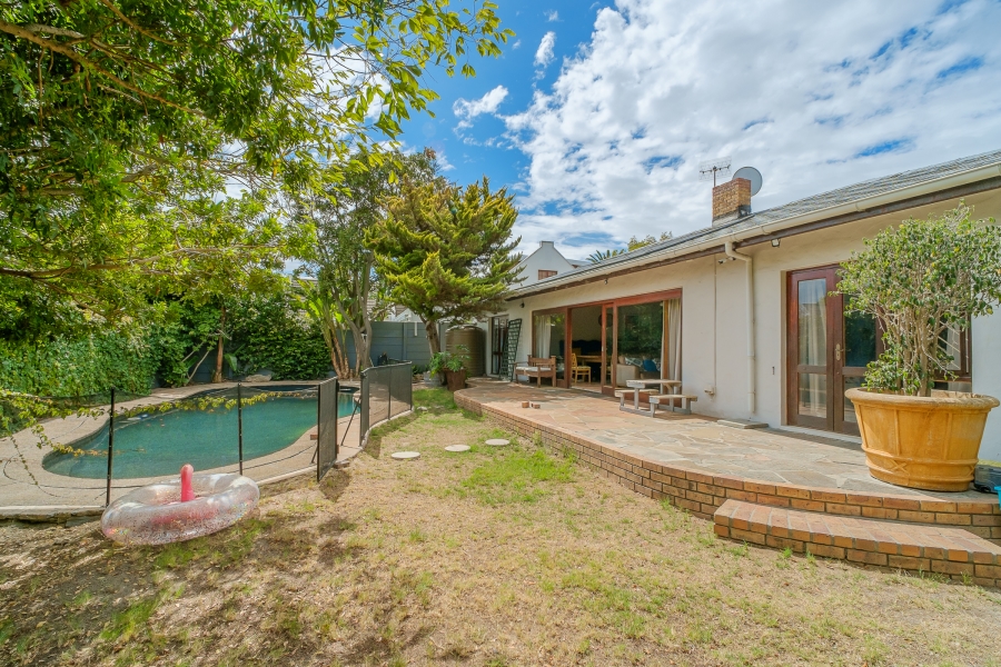 4 Bedroom Property for Sale in Edgemead Western Cape